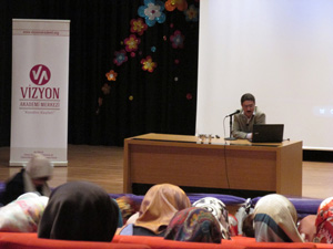 bursa-vizyon-akademi-merkezinden-helal-lokma-konferansi