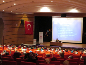 bursa-vizyon-akademi-merkezinden-helal-lokma-konferansi